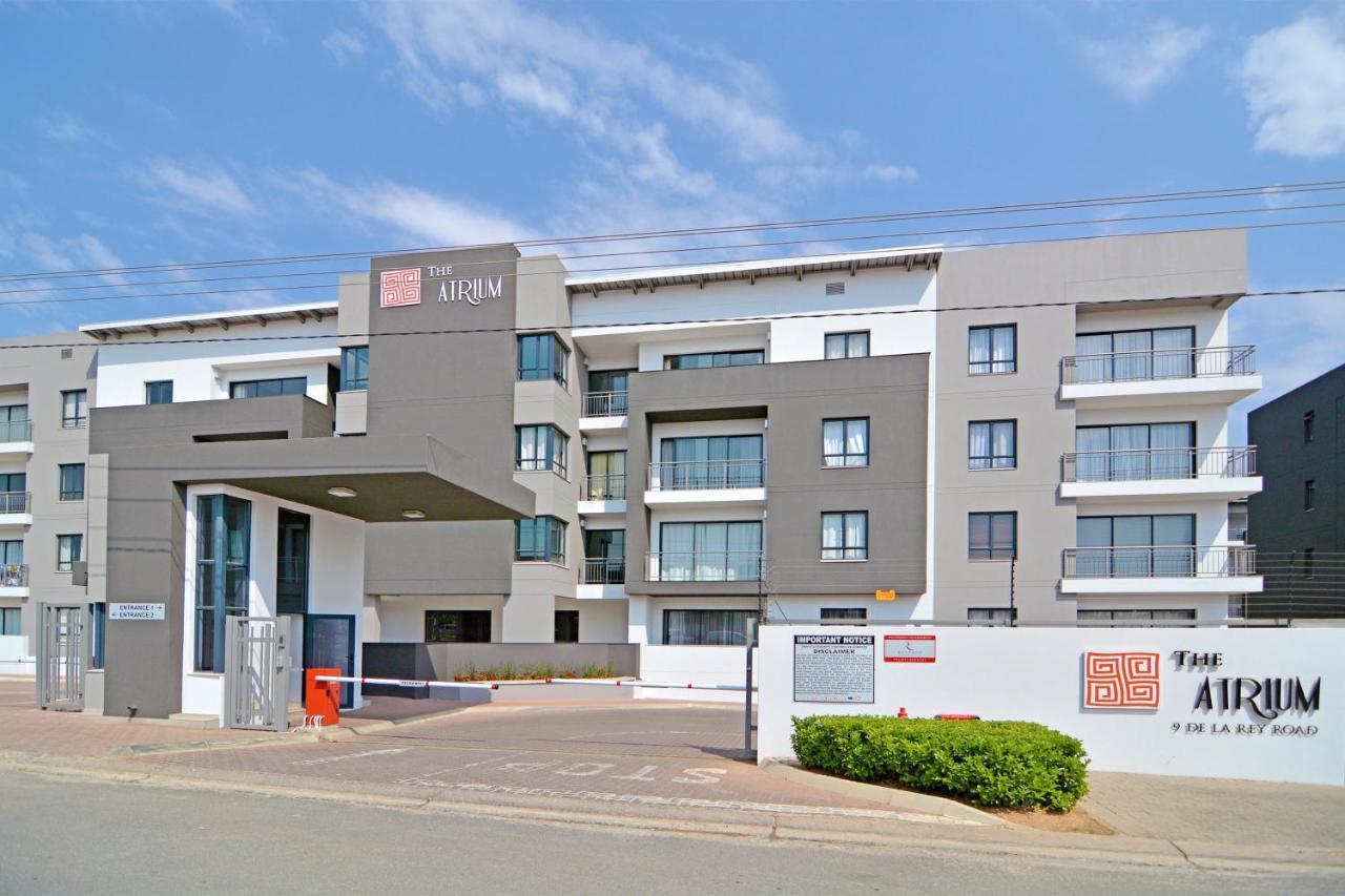 Zwelakho Furnished Apartments The Cube Йоханнесбург Экстерьер фото